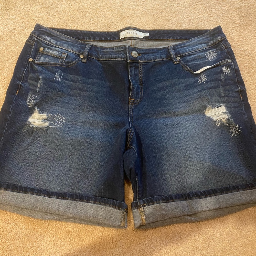 Torrid Bermuda shorts